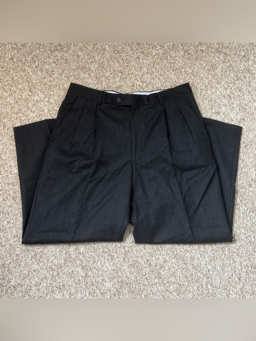 Enzo Mantovani Men's Black Pleated Pants 33x26